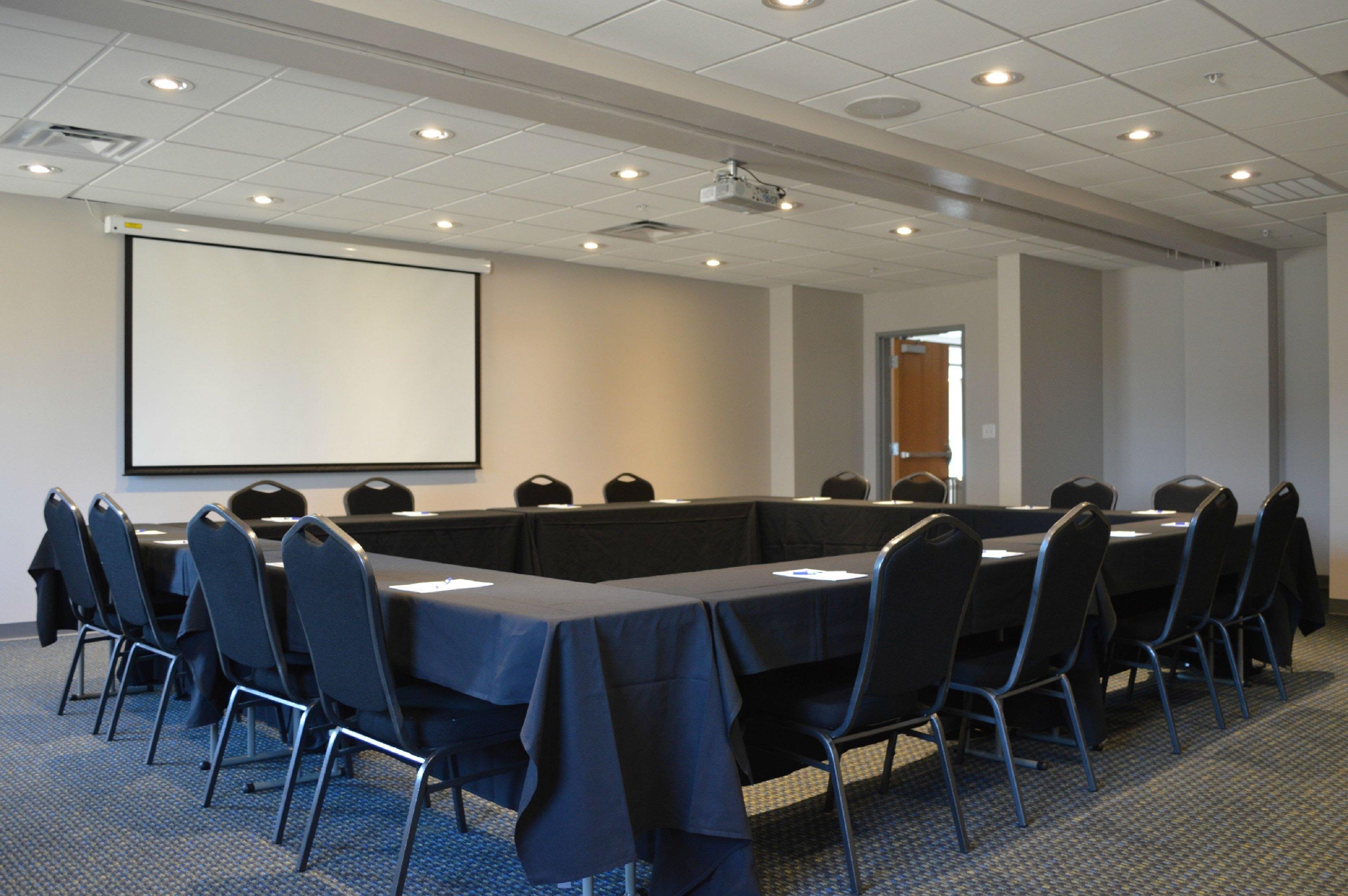 Holiday Inn Express & Suites Tulsa Ne, Claremore, An Ihg Hotel Buitenkant foto